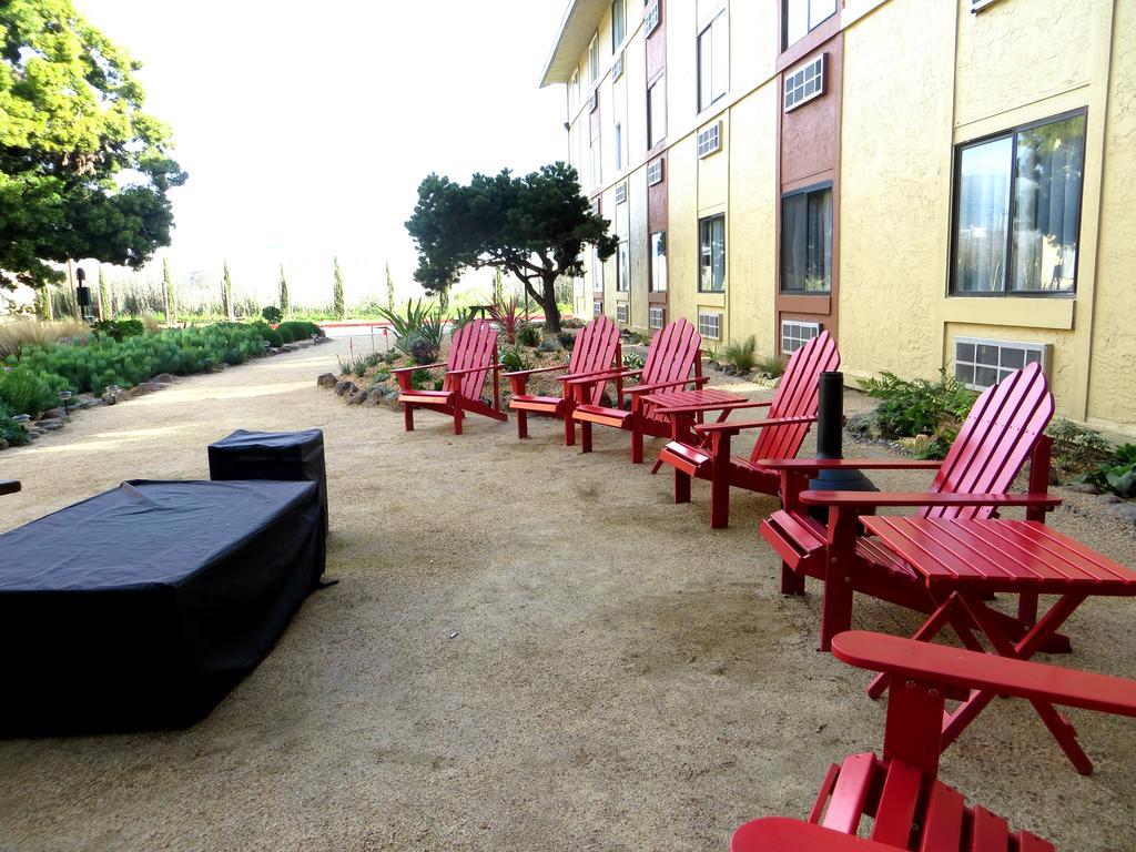 Hotel Focus Sfo South San Francisco Exterior photo